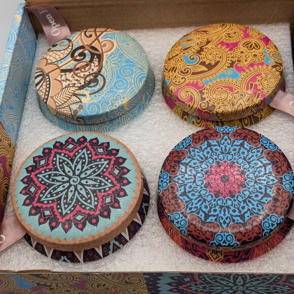 Enjoy Your Life Candle Set - 4 Scents, New in Box - Picture 4 of 13